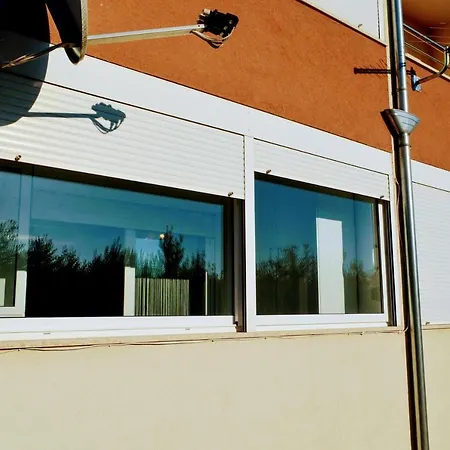 Apartman Mihaela Apartmans 150m Near The