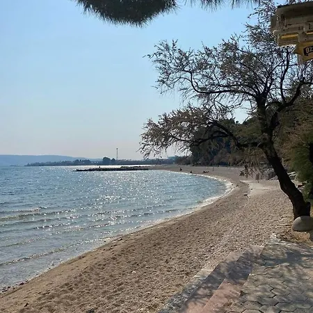 Mihaela Apartmans 150m Near The Apartman