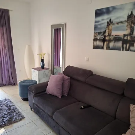 Apartman Mihaela Apartmans 150m Near The