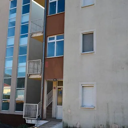 Mihaela Apartmans 150m Near The * Kastela
