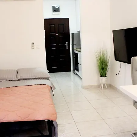 Apartment Mihaela Apartmans 150m Near The *